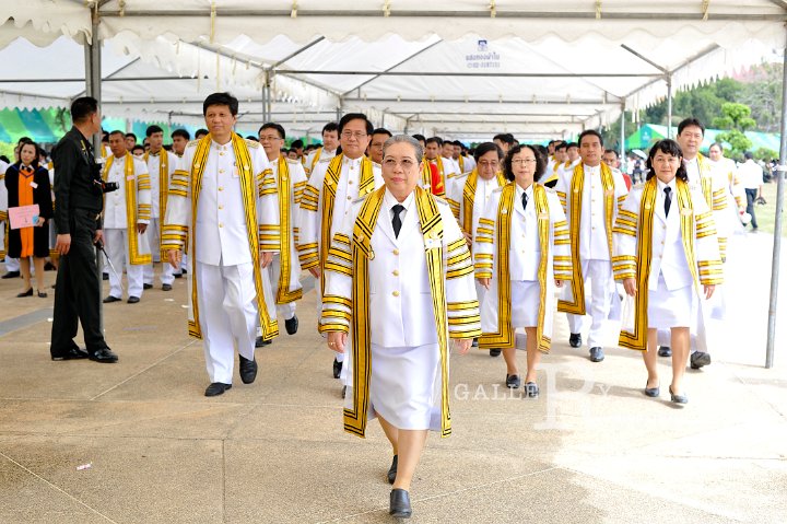 25551129-INT_9537-2.jpg - รับปริญญาครั้งที่ 26