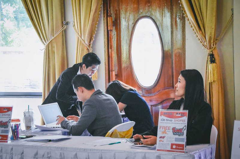 26072561_e-Comerce-saraburi-116.jpg